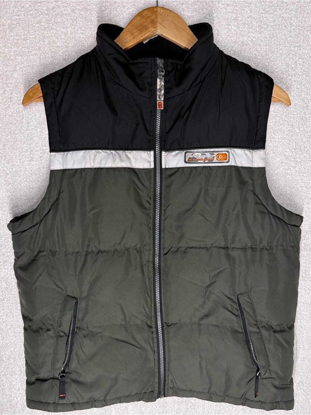 Vintage ZeroXposur Boys L 14/16 Puffer Vest Y2K Snowboard Colorblock Black Gray